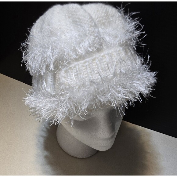 Pearl White Women's Warm Furry Slouchy Stocking Cap Hat Long Eyelash Yarn, NEW - Picture 3 of 15